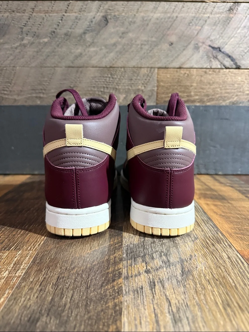 Nike Dunk High Plum Eclipse Pale Ivory Women’s Sneakers Size 8.5 DD1869-202 - Picture 7 of 9